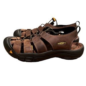 Keen Mens US Size 14 Newport Leather Water Sandals With Toe Protection Brown